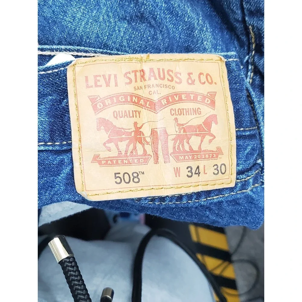 Levis domestic orders